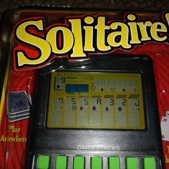 Solitaire hand held electronic card game - Picture 2 of 3